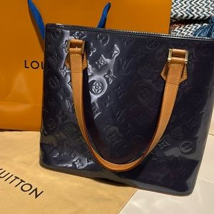 Louis Vuitton Houston Blue Vernis Monogram Leather Tote